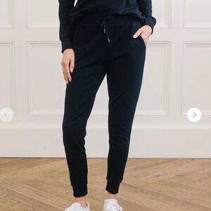 Cozy Earth bamboo joggers - XS - like new!